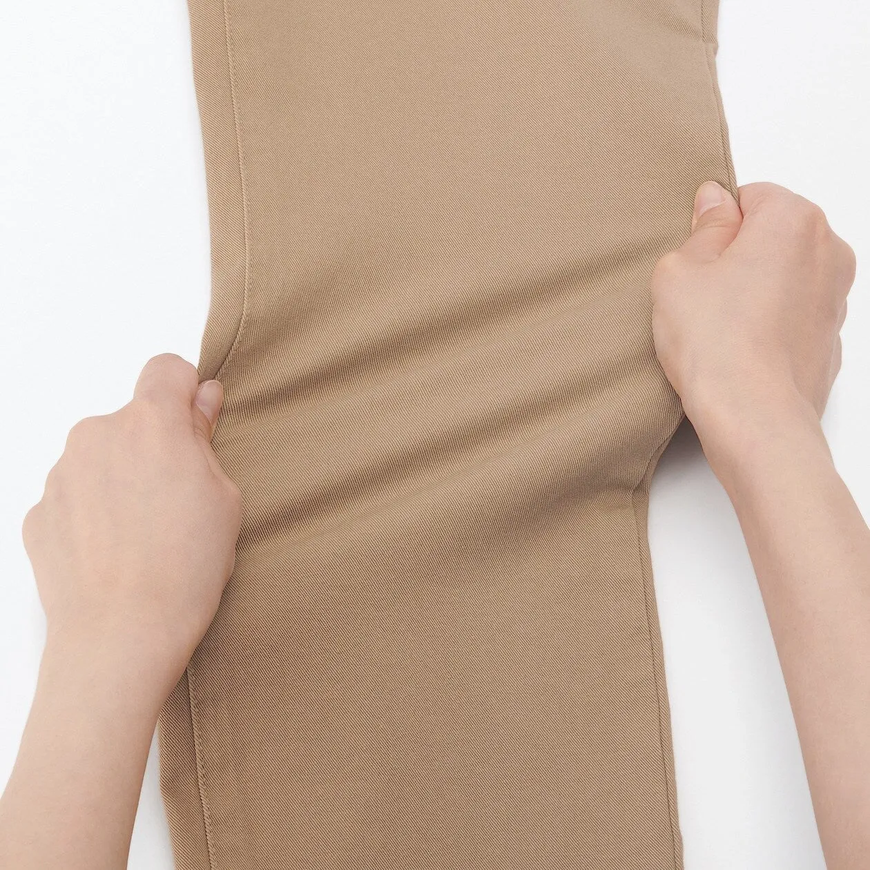 4-Way stretch chino Slim Tapered pants