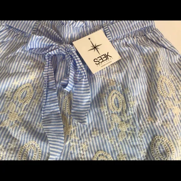 BLUE LIFE SHORTS SEERSUCKER LACE BELTED NWT SZ MED