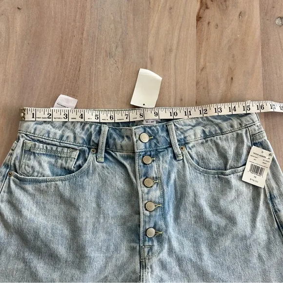 Good American Shorts Size 10/30 Bombshell Denim Jean Fringe Hem NWT $119