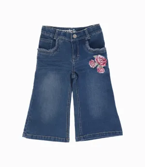 Jeans Bebé Acampanados Con Bordado