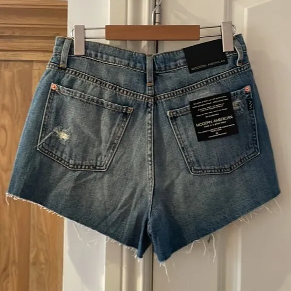 Modern American east side high waist cut off denim shorts in Durango