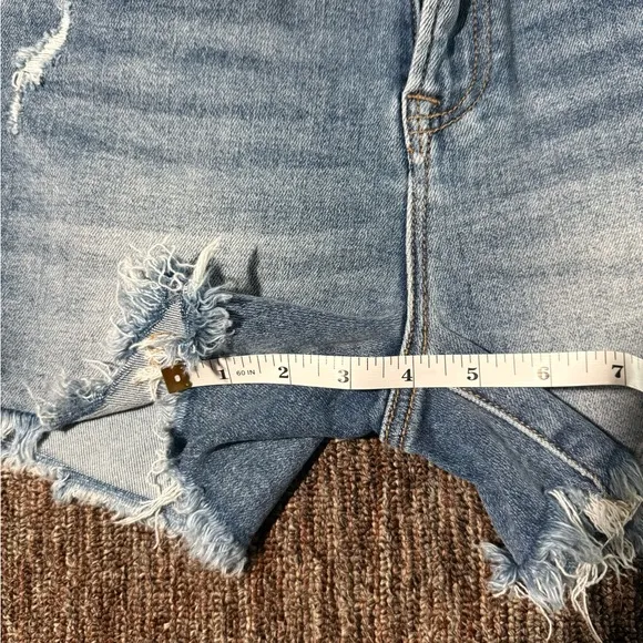NWT Risen High Rise Denim Shorts size Small