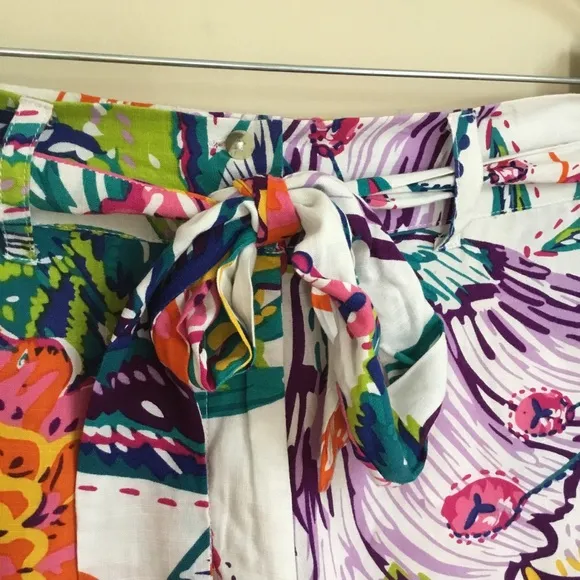 NWT Walter Baker Floral Nola Shorts Cozumel