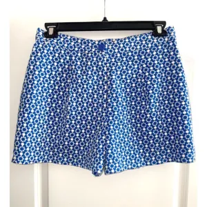 Skies Are Blue Embroidered Women’s Shorts size L NWT 100% Cotton
