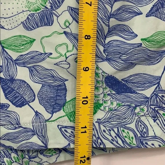 Vineyard vines shorts