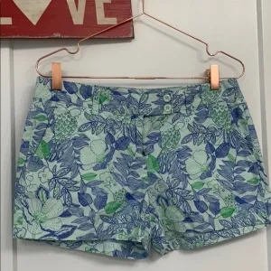 Vineyard vines shorts