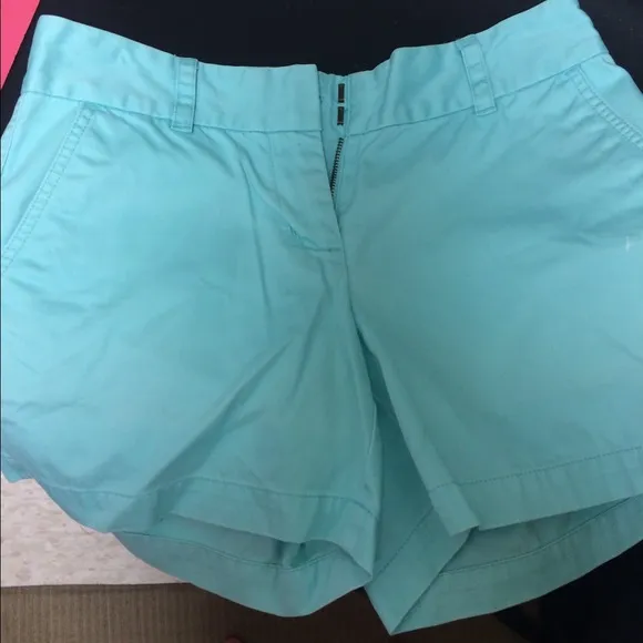 Vineyard vines shorts